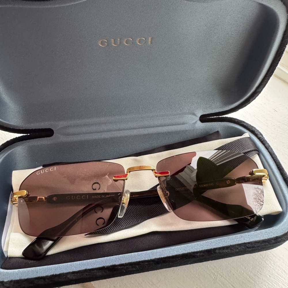 NEW IN BOX Gucci Brown and Gold Sunglasses